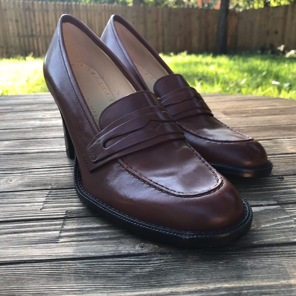 ANTONIO MELANI Shoes - 🌵Brown Leather SZ 9M Antonio Melani Chunky Heels